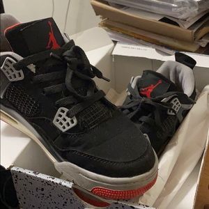 Air Jordan 4 Retro